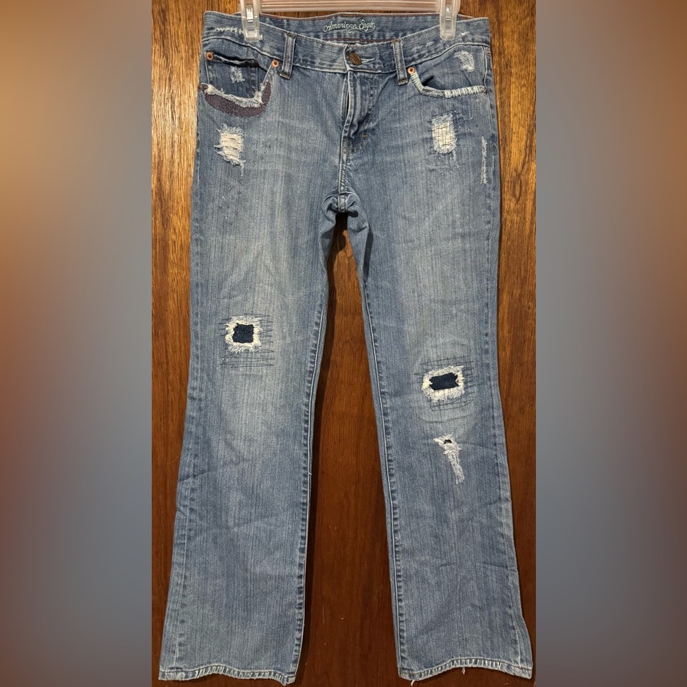 American Eagle Outfitters Bootcut Jeans Distressed w Beading & Embroidery Size 6